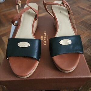 Coach Women's Black and Brown Sandals